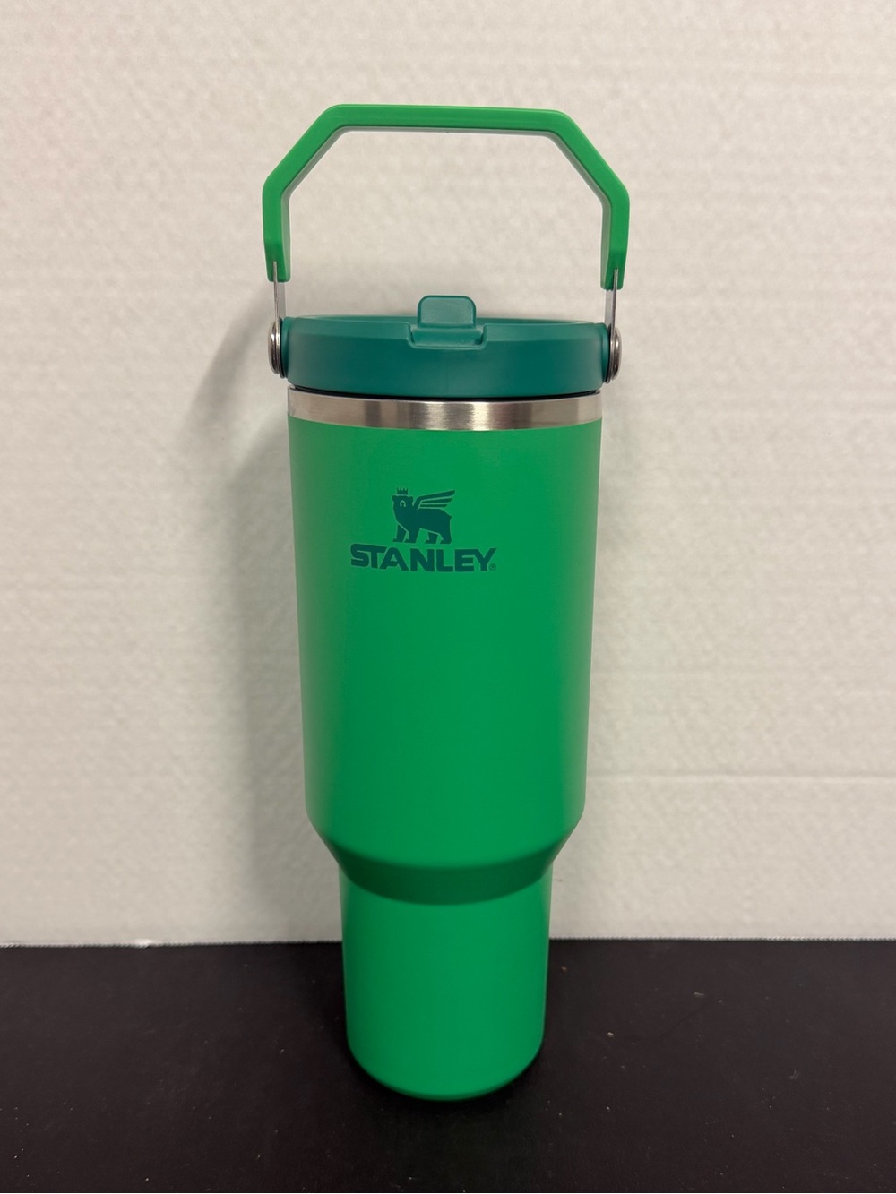 NWT Stanley 40 oz Tumbler Meadow Green Insulated Travel Cup - Picture 2 of 5